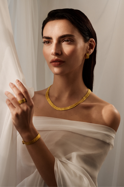 Mycenaic Lily Bracelet